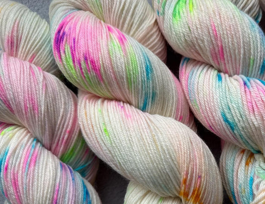 Neon Speckles